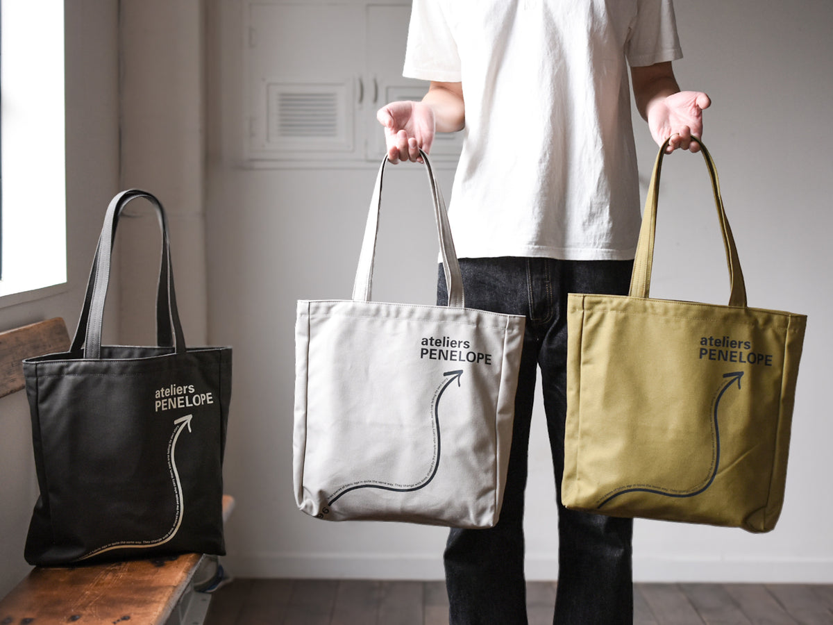 30th Arrow Tote