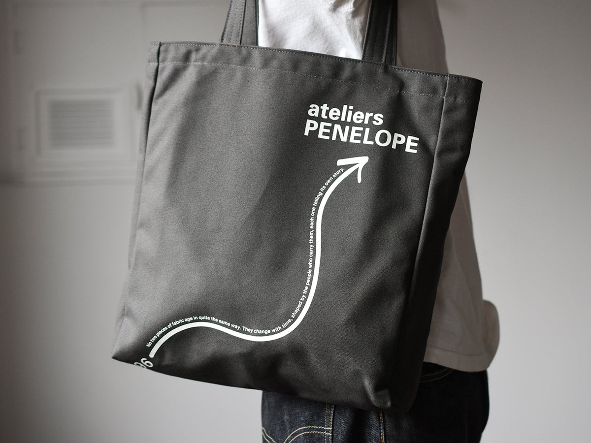 30th Arrow Tote