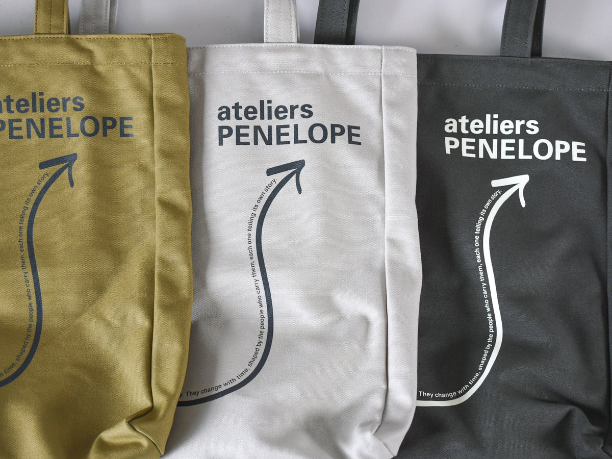 30th Arrow Tote