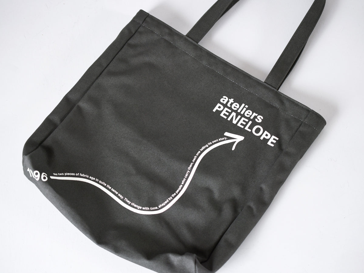 30th Arrow Tote