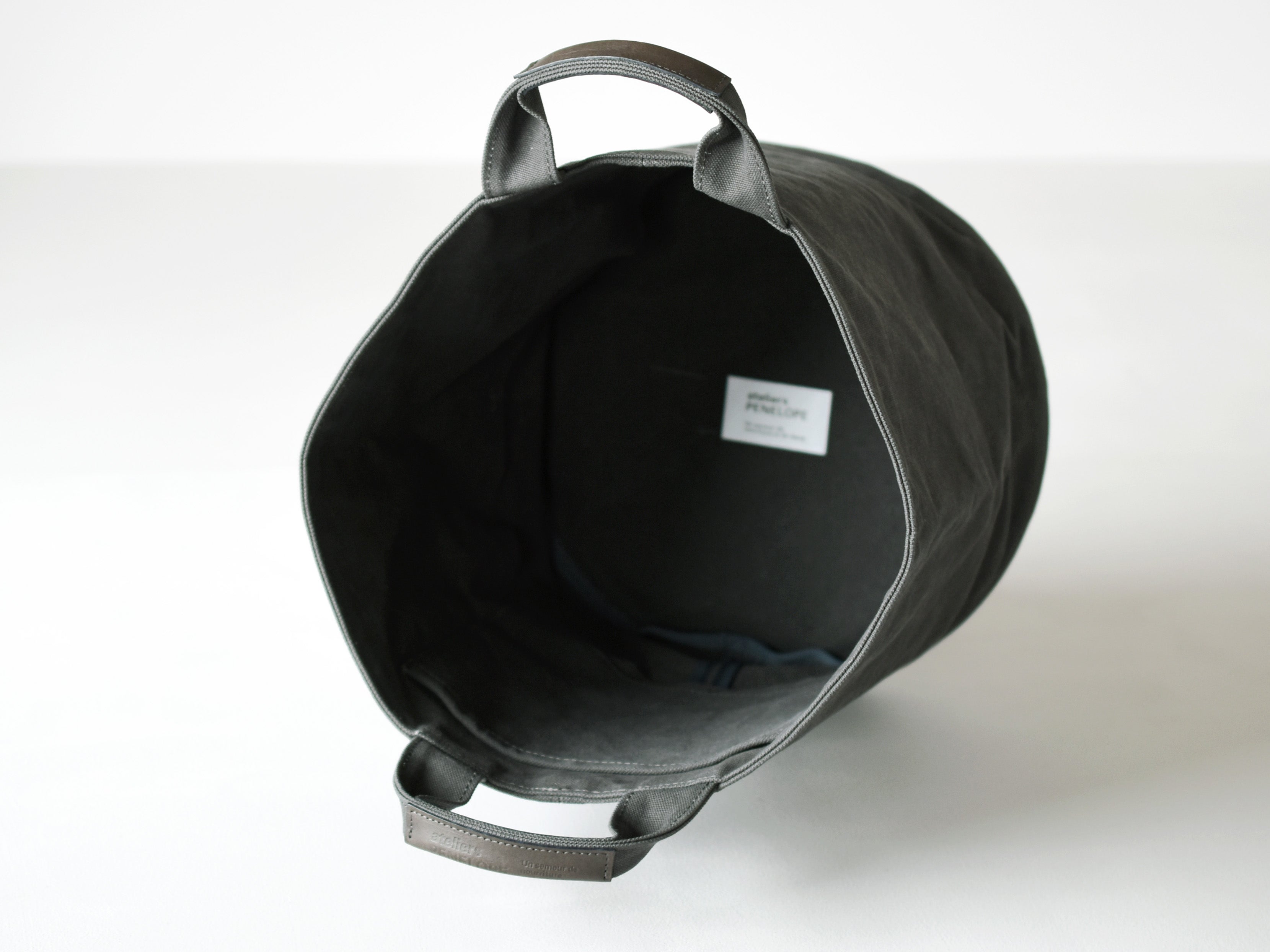 #6 Cylinder Bag