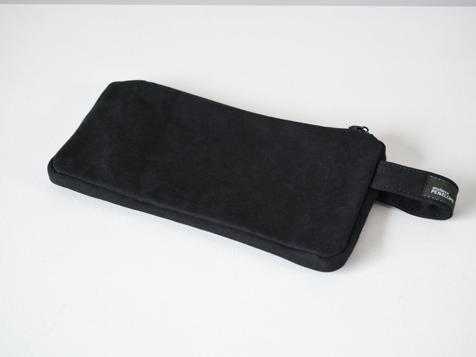 Bee Pouch
