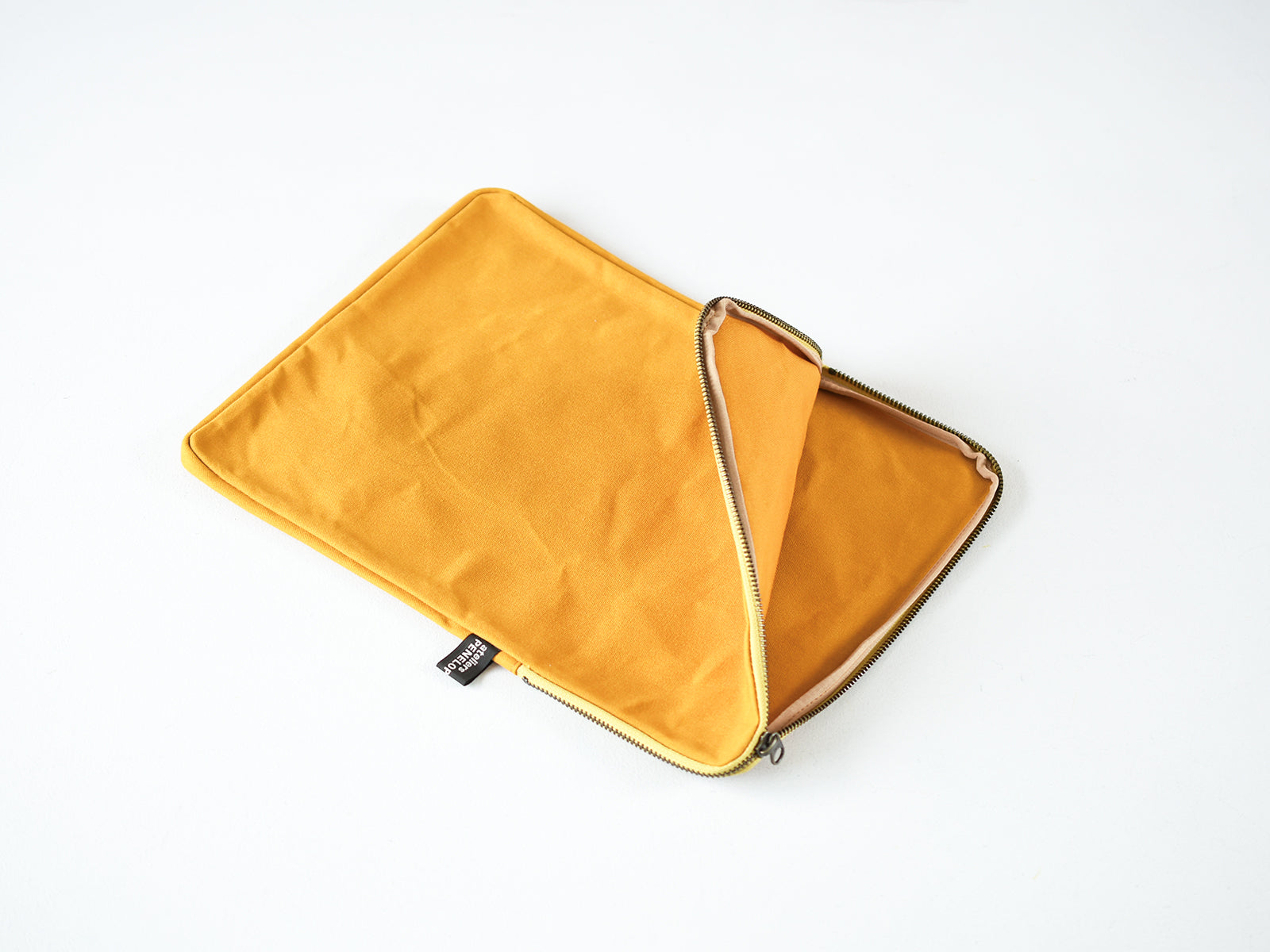 Hold Pouch(L)