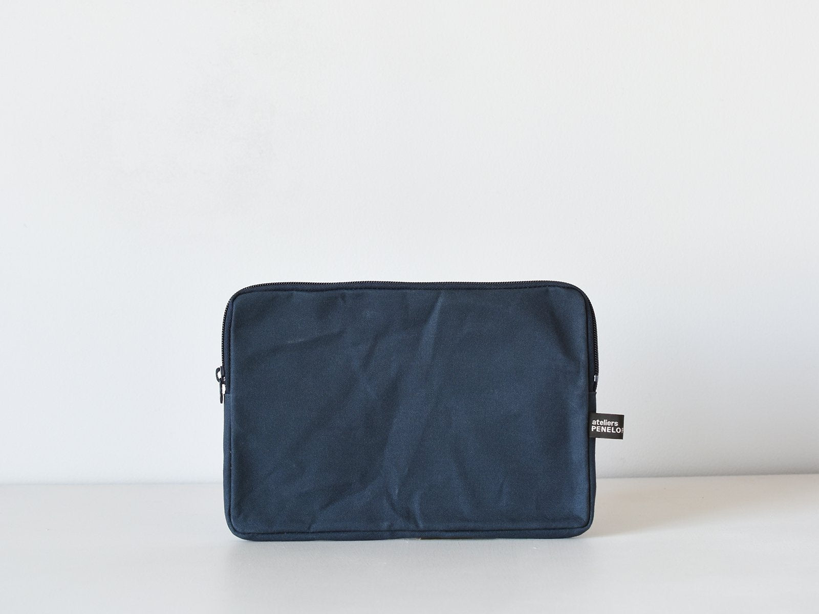 Hold Pouch(S)