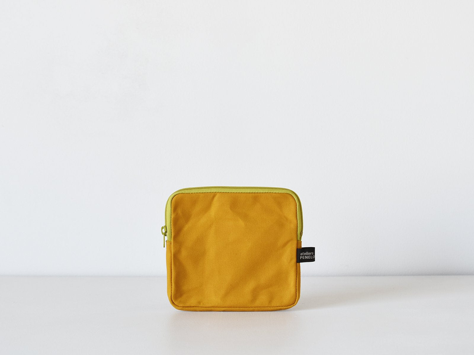 Hold Pouch(SS)