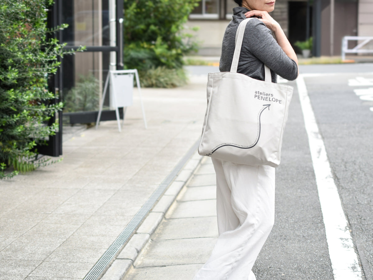 30th Arrow Tote