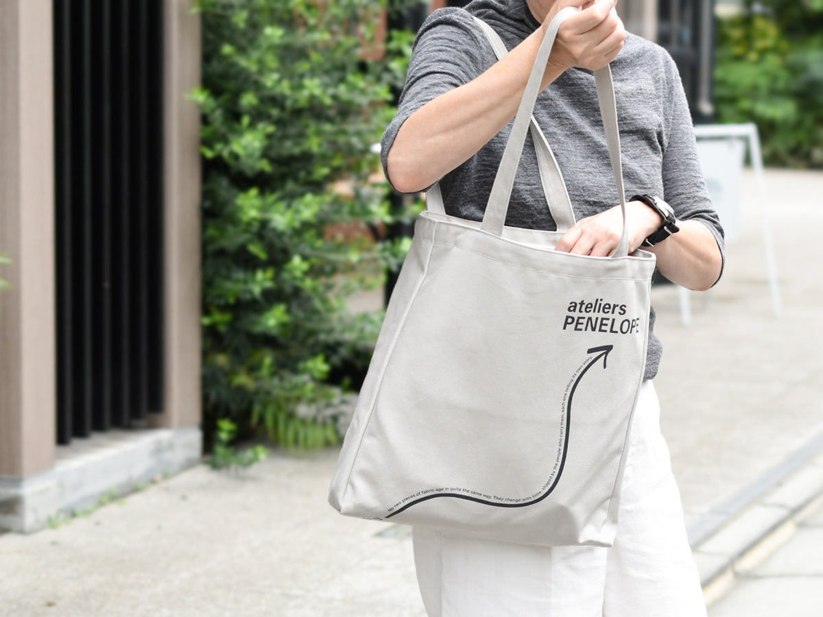 30th Arrow Tote