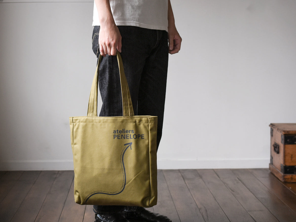 30th Arrow Tote