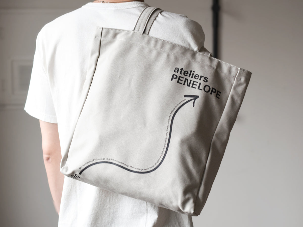 30th Arrow Tote