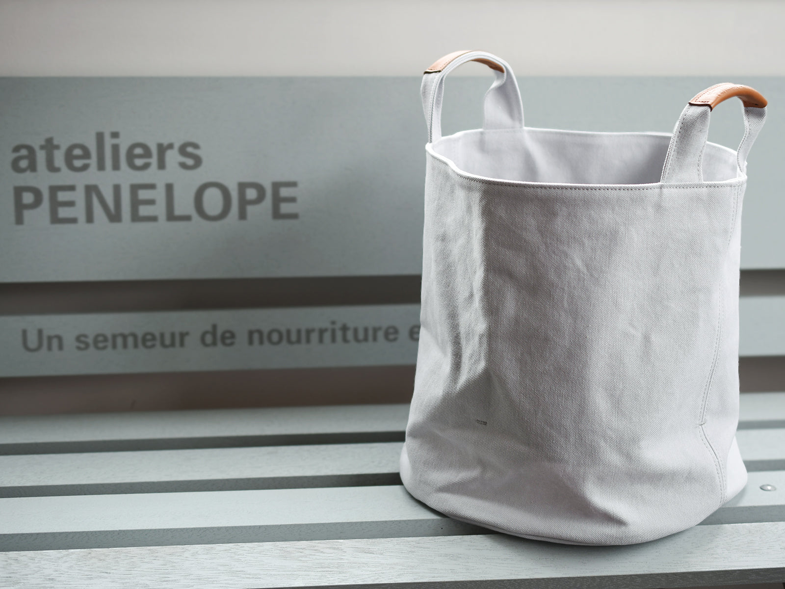 #6 Cylinder Bag