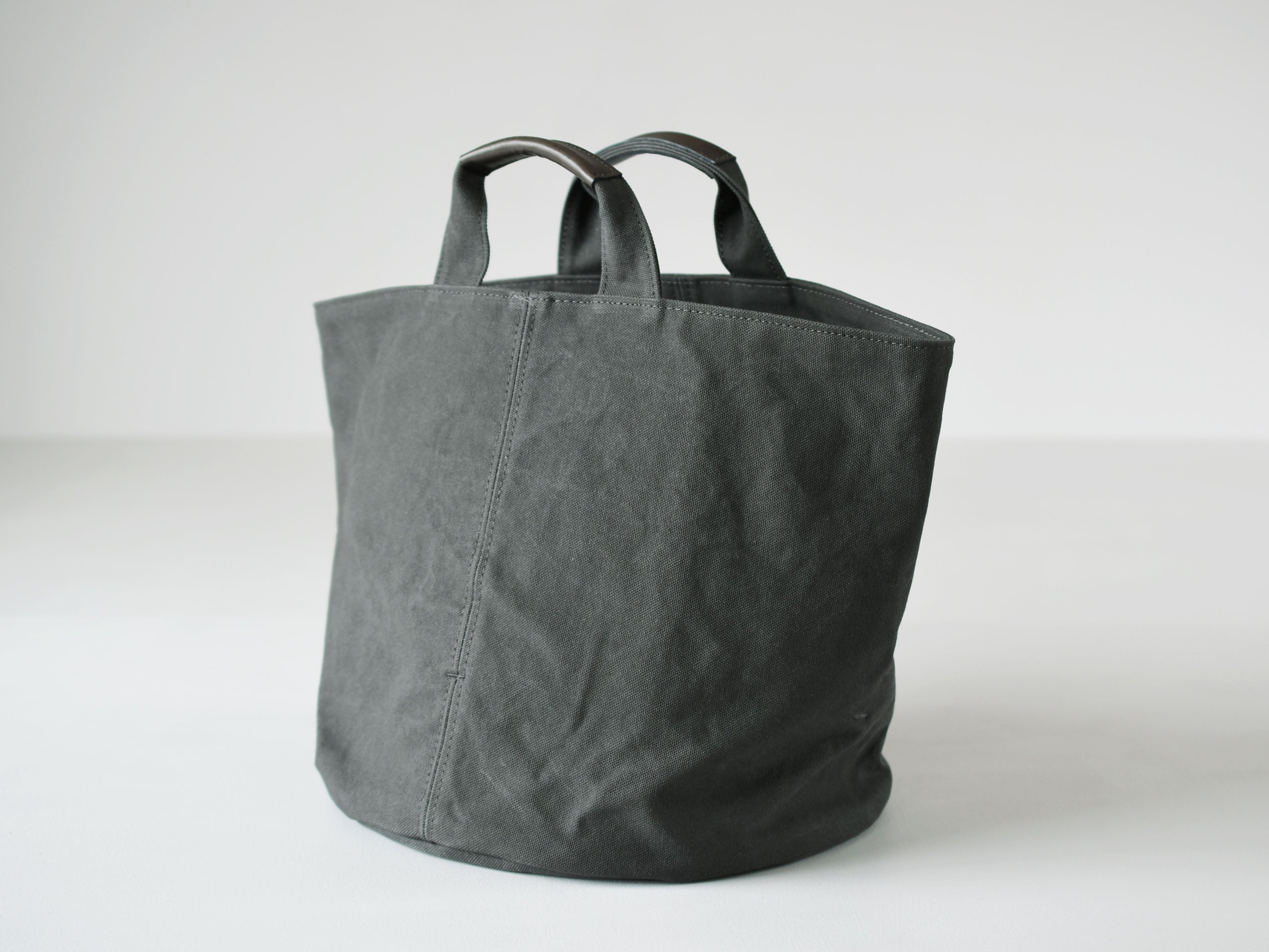#6 Cylinder Bag