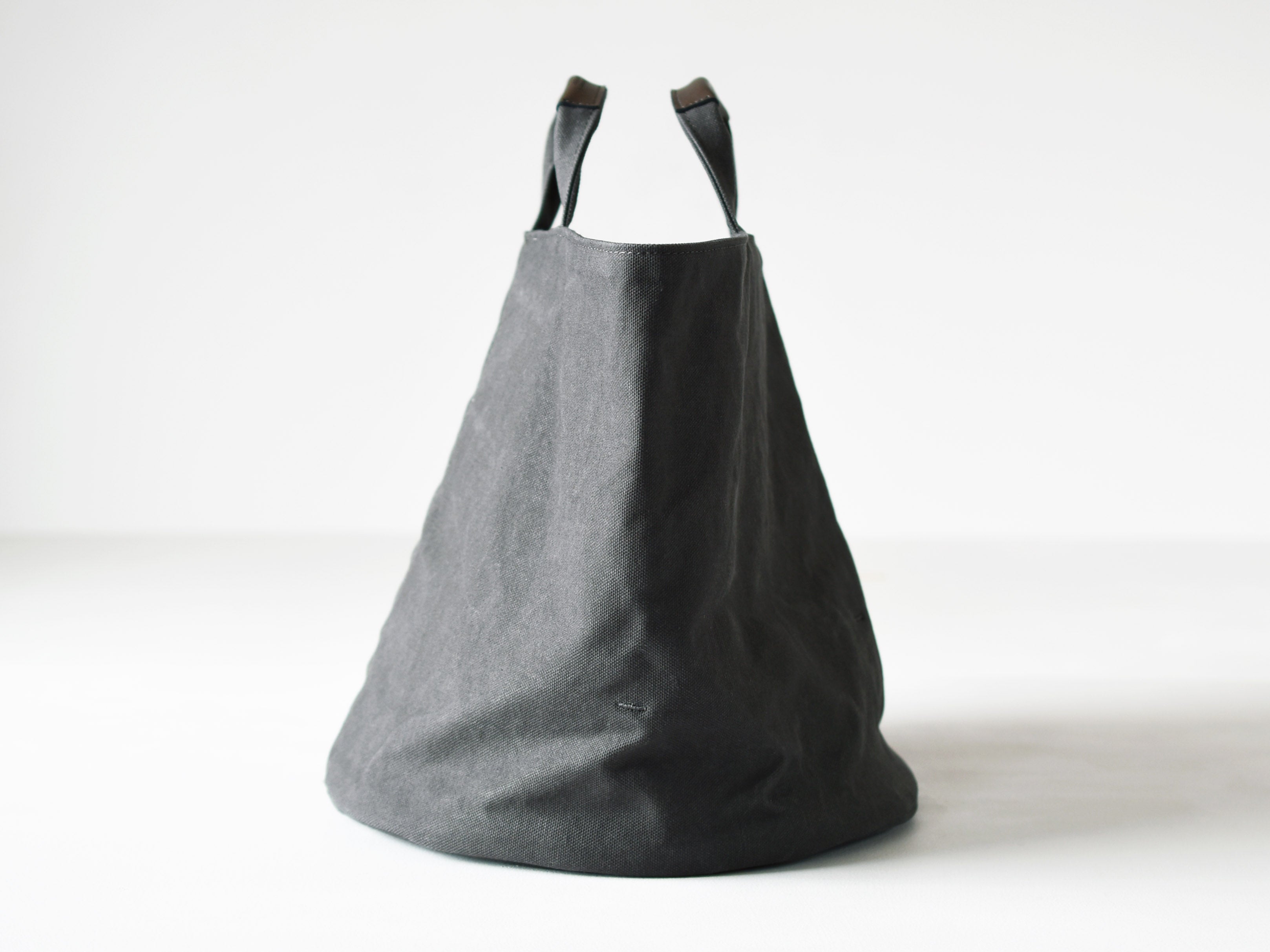 #6 Cylinder Bag