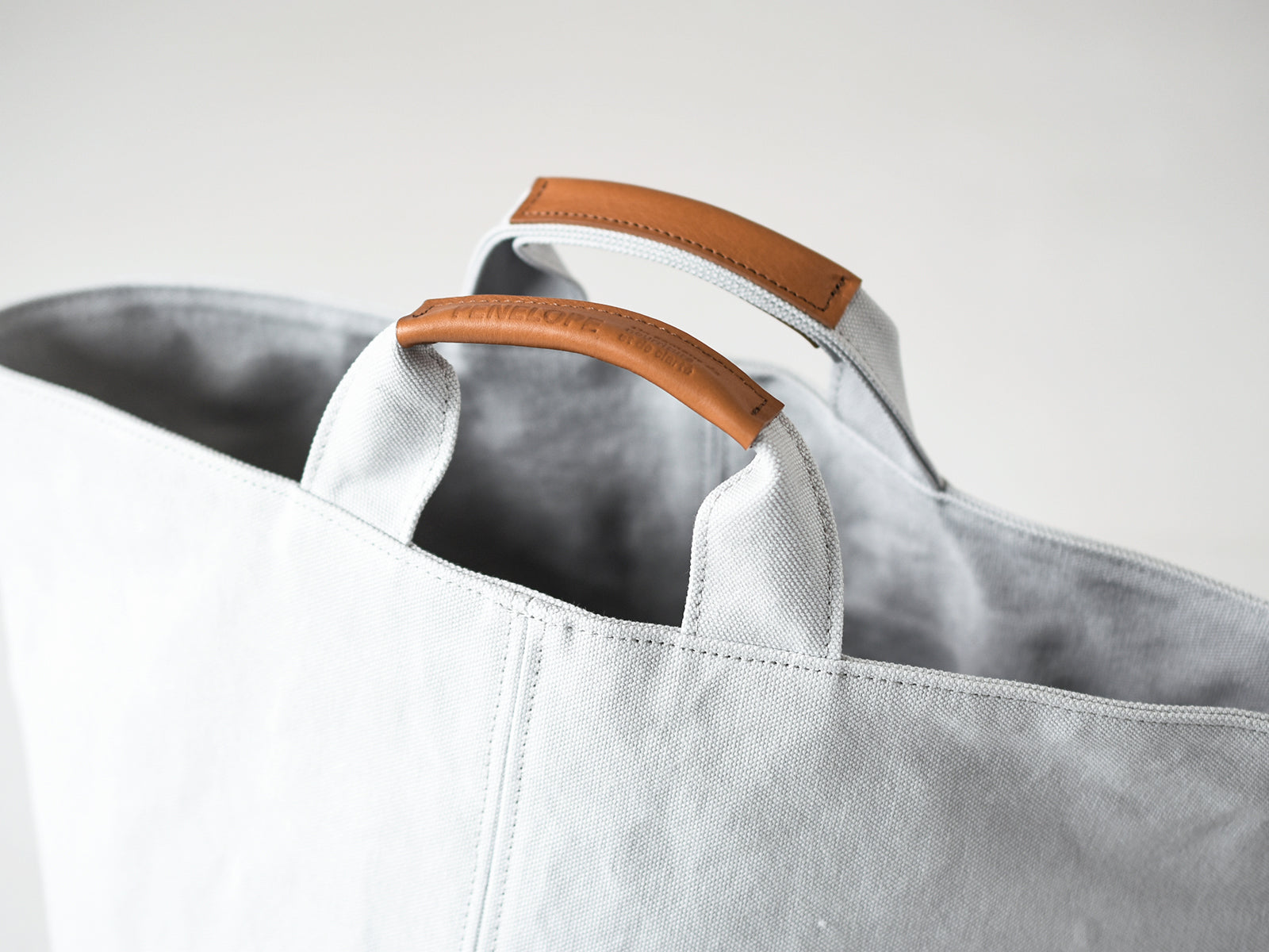 #6 Cylinder Bag