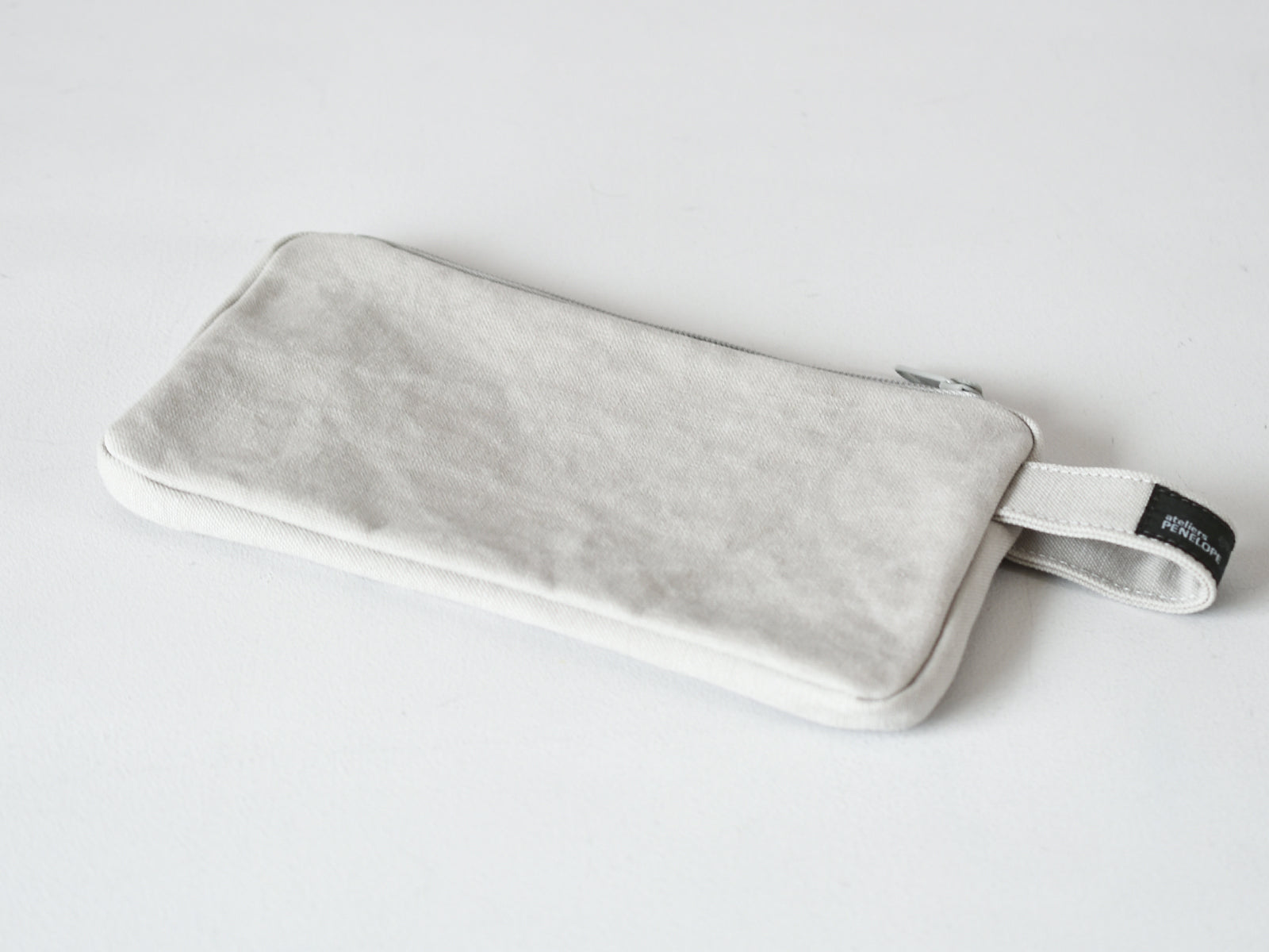 Bee Pouch