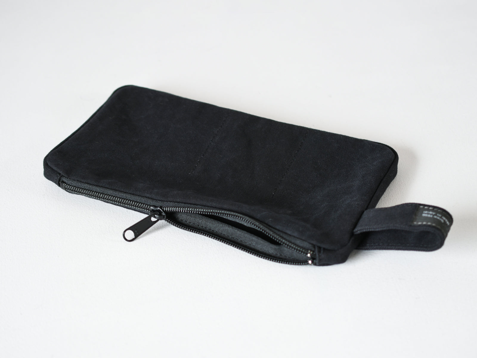 Bee Pouch