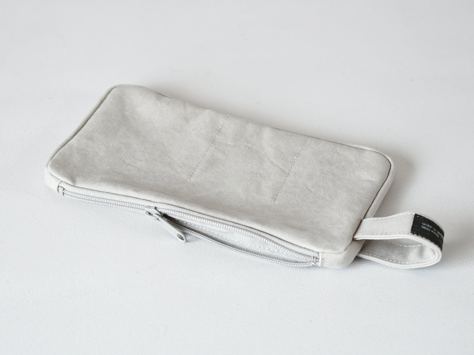Bee Pouch