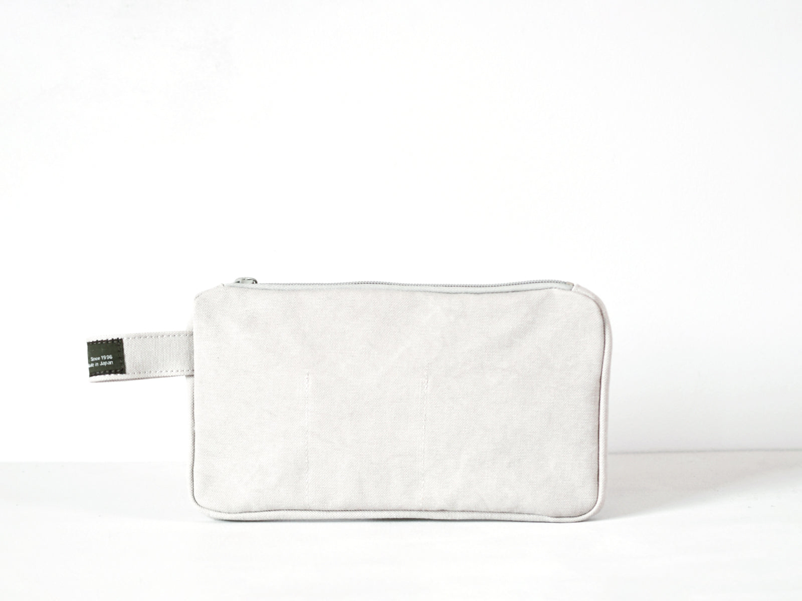 Bee Pouch