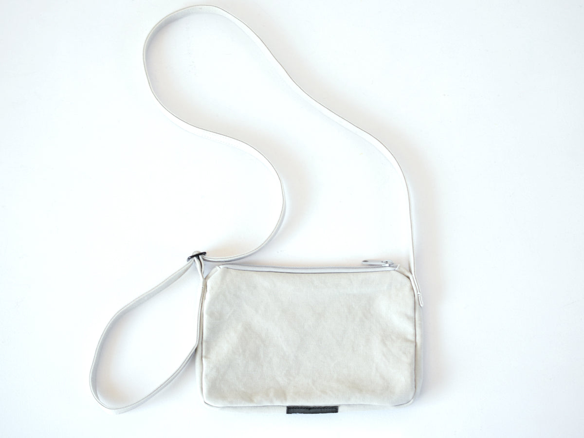 Bee Shoulder