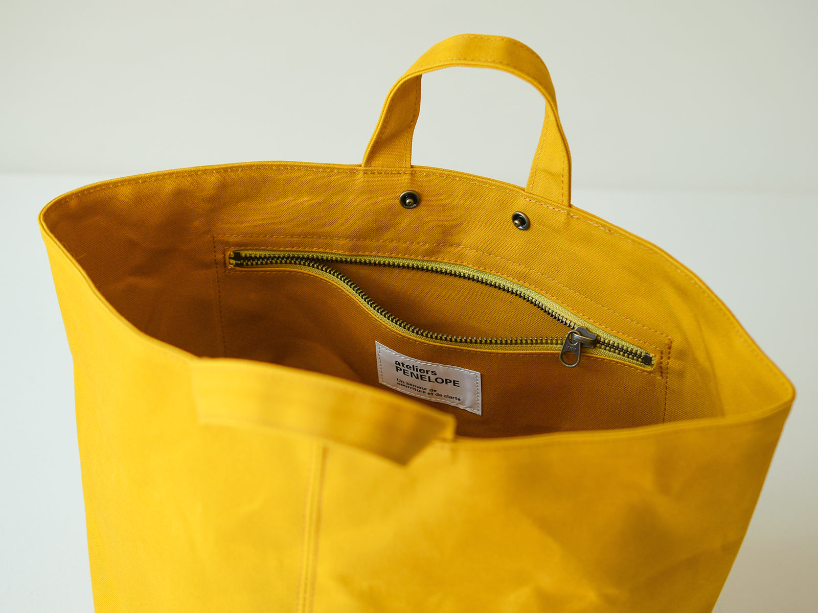 Cylinder Bag