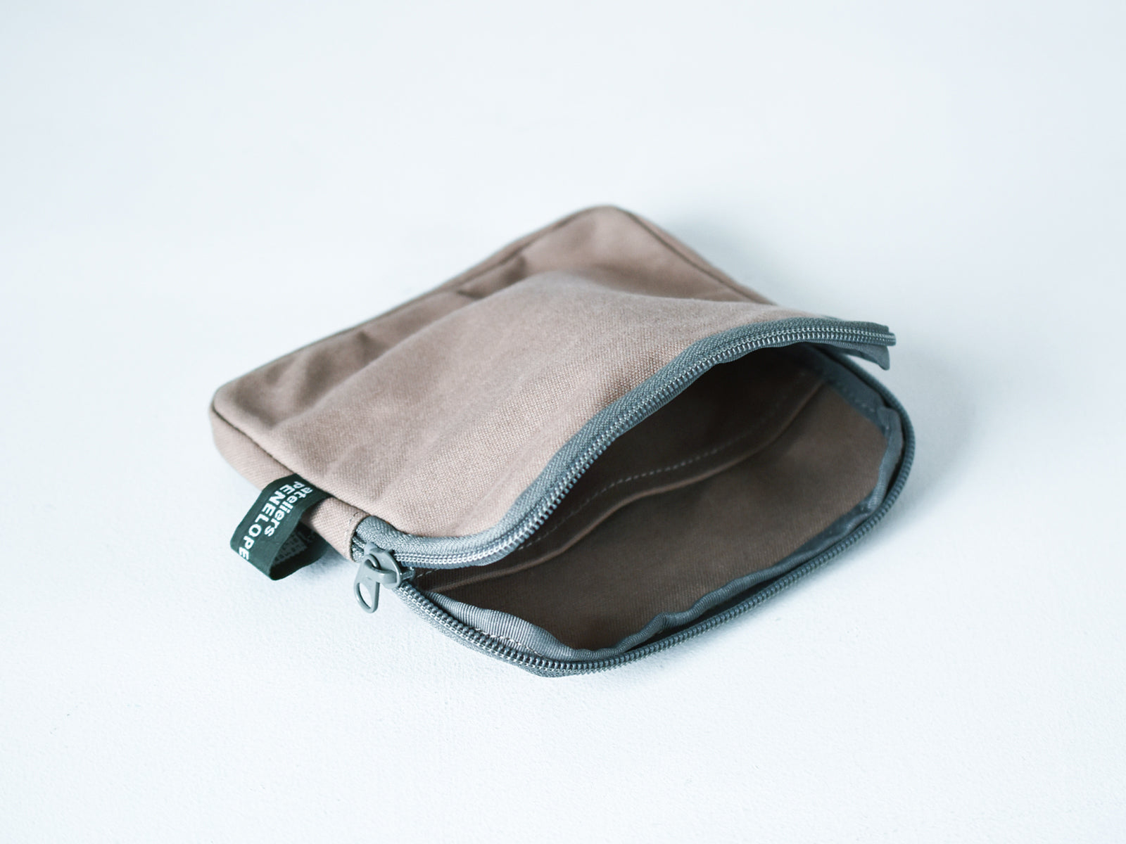 Hold Pouch（SS）
