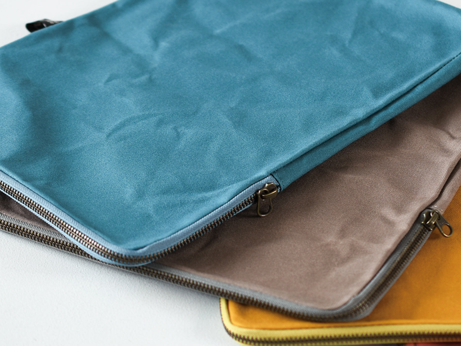 Hold Pouch（L）