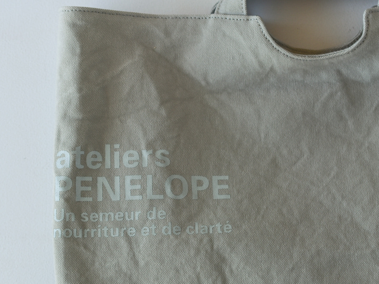 AP Hole Tote（L）