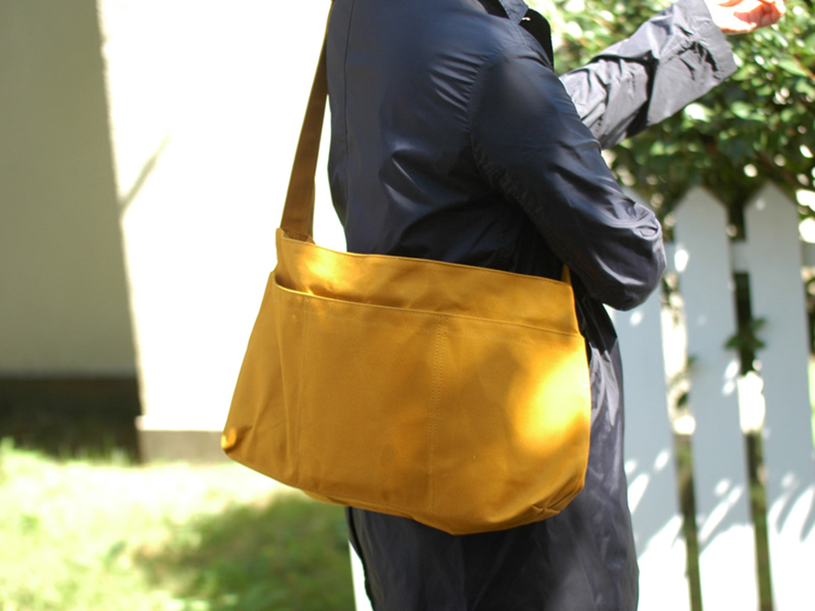Safari Shoulder